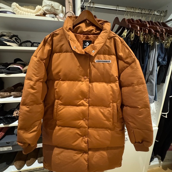 Women's Converse Long Orange Puffer Jacket Size: Medium - Picture 1 of 4